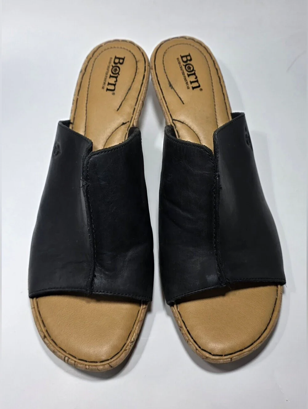 Born comfortable black